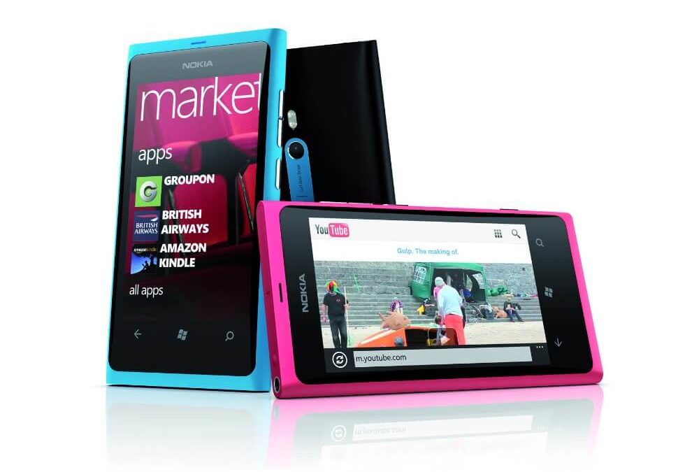 vNokia Lumia 800 smartfon, 2012